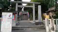 中野沼袋氷川神社の鳥居