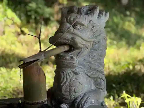 須山浅間神社の手水