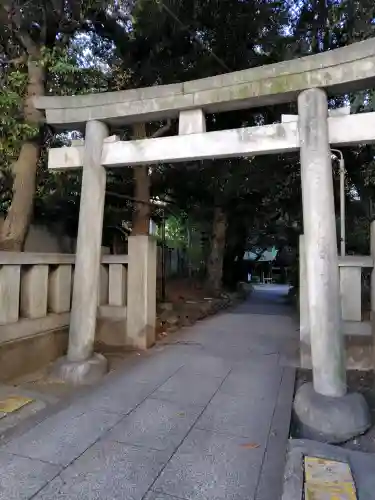 渋谷氷川神社の{uncategorized: "未分類", other: "その他", undefined: "問題あり", building: "その他建物", grave: "お墓", sacred_gate: "鳥居", guardian: "狛犬", statue: "像", buddha: "仏像", history: "歴史", nature: "自然", garden: "庭園", animal: "動物", pagoda: "塔", temizu: "手水舎", mountain_gate: "山門・神門", sanctuary: "本殿・本堂", subordinate: "末社・摂社", art: "芸術", scenery: "景色", jizo: "地蔵", ema: "絵馬", goshuin: "御朱印", omikuji: "おみくじ", items: "授与品その他", amulet: "お守り", goshuincho: "御朱印帳", eats: "食事", festival: "お祭り", votive_dance: "神楽", shichigosan: "七五三参", wedding: "結婚式", experience: "体験その他", initially: "初詣", around: "周辺", anti_infection: "感染症対策"}