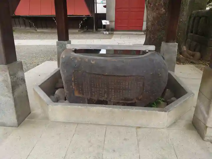 麻布氷川神社の手水舎