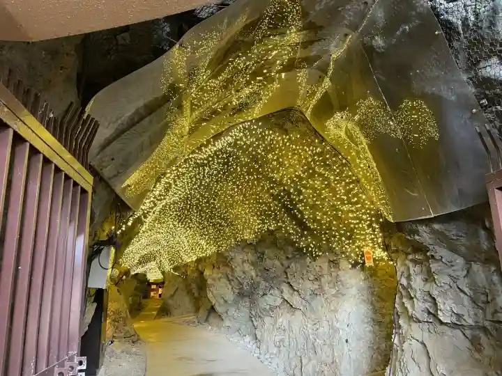 江の島岩屋(神奈川県)