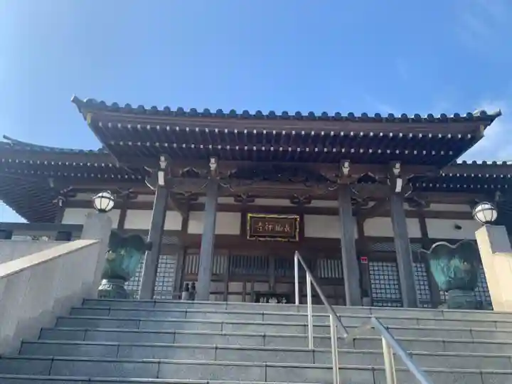 長福寺の本殿・本堂