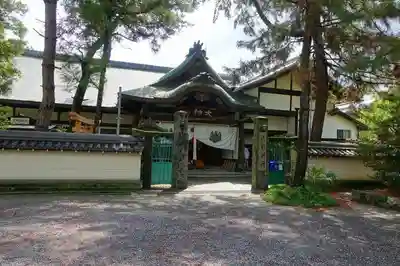 大神教本院のその他建物