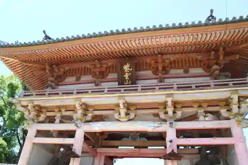 葛井寺の山門・神門