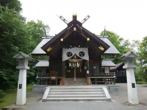 比布神社の本殿