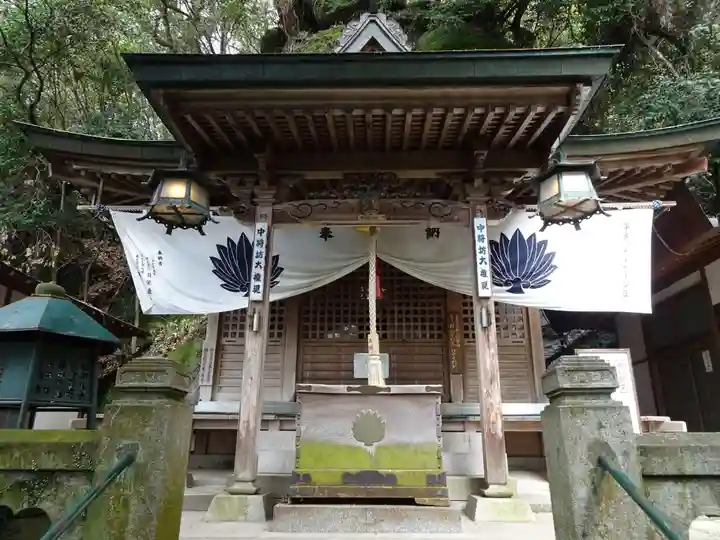 八栗寺の本殿・本堂