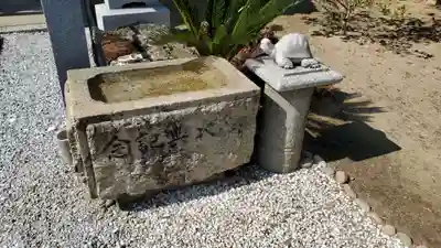 年毛神社の手水舎