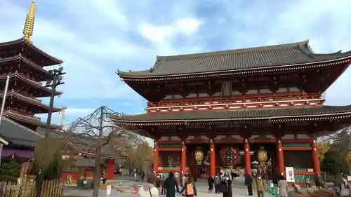 浅草寺の山門