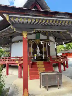 斎場所大元宮（吉田神社末社）の{uncategorized: "未分類", other: "その他", undefined: "問題あり", building: "その他建物", grave: "お墓", sacred_gate: "鳥居", guardian: "狛犬", statue: "像", buddha: "仏像", history: "歴史", nature: "自然", garden: "庭園", animal: "動物", pagoda: "塔", temizu: "手水舎", mountain_gate: "山門・神門", sanctuary: "本殿・本堂", subordinate: "末社・摂社", art: "芸術", scenery: "景色", jizo: "地蔵", ema: "絵馬", goshuin: "御朱印", omikuji: "おみくじ", items: "授与品その他", amulet: "お守り", goshuincho: "御朱印帳", eats: "食事", festival: "お祭り", votive_dance: "神楽", shichigosan: "七五三参", wedding: "結婚式", experience: "体験その他", initially: "初詣", around: "周辺", anti_infection: "感染症対策"}
