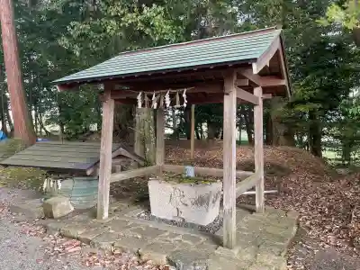 大寳神社の{uncategorized: "未分類", other: "その他", undefined: "問題あり", building: "その他建物", grave: "お墓", sacred_gate: "鳥居", guardian: "狛犬", statue: "像", buddha: "仏像", history: "歴史", nature: "自然", garden: "庭園", animal: "動物", pagoda: "塔", temizu: "手水舎", mountain_gate: "山門・神門", sanctuary: "本殿・本堂", subordinate: "末社・摂社", art: "芸術", scenery: "景色", jizo: "地蔵", ema: "絵馬", goshuin: "御朱印", omikuji: "おみくじ", items: "授与品その他", amulet: "お守り", goshuincho: "御朱印帳", eats: "食事", festival: "お祭り", votive_dance: "神楽", shichigosan: "七五三参", wedding: "結婚式", experience: "体験その他", initially: "初詣", around: "周辺", anti_infection: "感染症対策"}