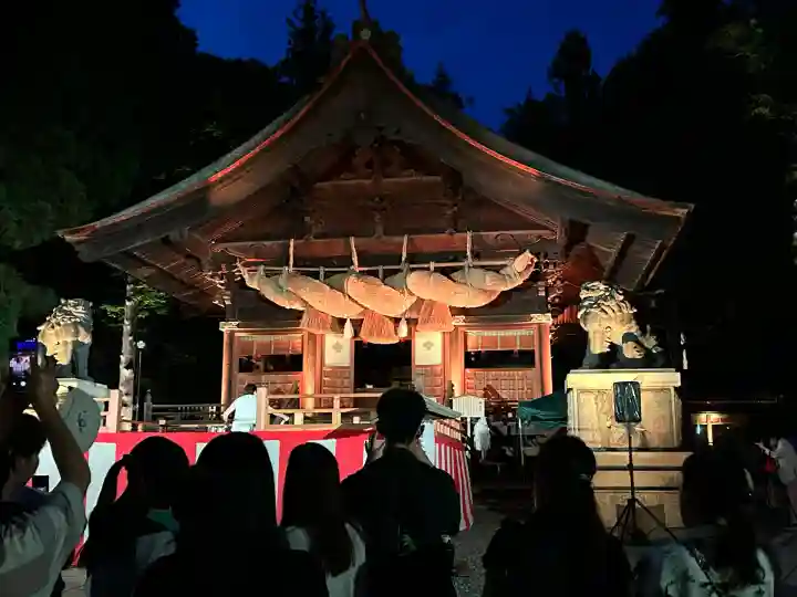 諏訪大社下社秋宮(長野県)