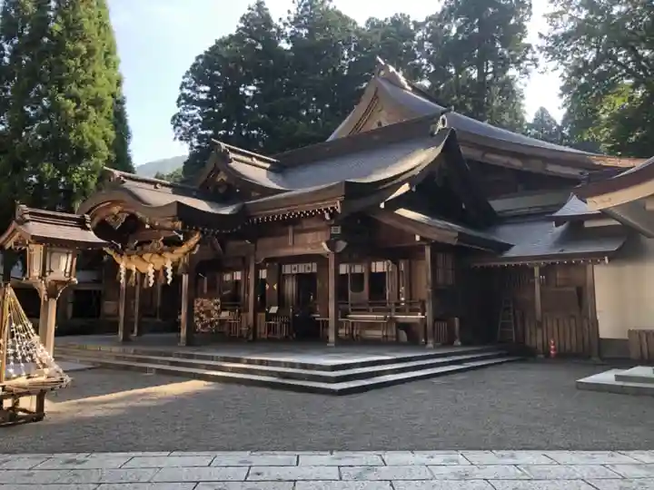 白山比咩神社の本殿・本堂