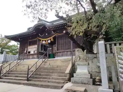 生石神社の本殿・本堂