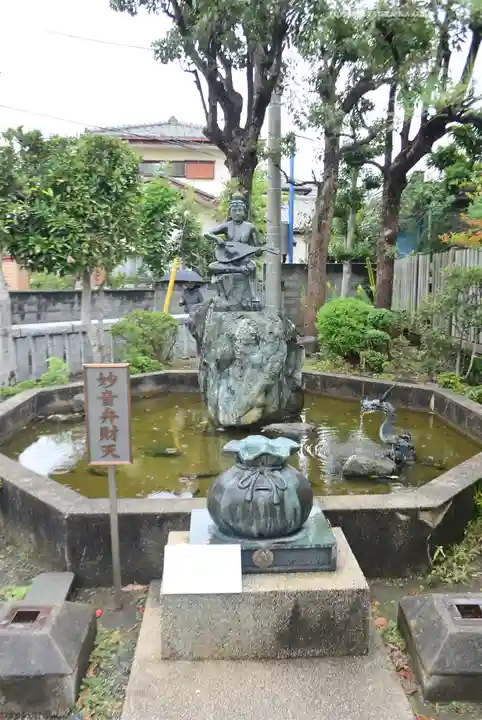 嚴島神社(神奈川県)