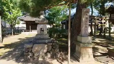 多太神社の末社・摂社