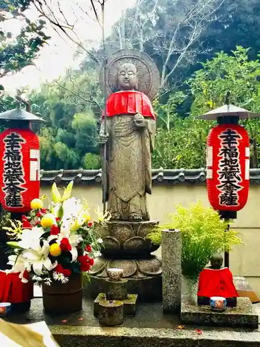 華厳寺（鈴虫寺）の地蔵