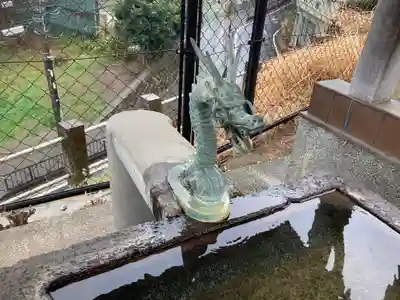 神明神社の手水舎