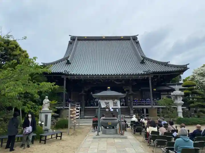 妙福寺の{uncategorized: "未分類", other: "その他", undefined: "問題あり", building: "その他建物", grave: "お墓", sacred_gate: "鳥居", guardian: "狛犬", statue: "像", buddha: "仏像", history: "歴史", nature: "自然", garden: "庭園", animal: "動物", pagoda: "塔", temizu: "手水舎", mountain_gate: "山門・神門", sanctuary: "本殿・本堂", subordinate: "末社・摂社", art: "芸術", scenery: "景色", jizo: "地蔵", ema: "絵馬", goshuin: "御朱印", omikuji: "おみくじ", items: "授与品その他", amulet: "お守り", goshuincho: "御朱印帳", eats: "食事", festival: "お祭り", votive_dance: "神楽", shichigosan: "七五三参", wedding: "結婚式", experience: "体験その他", initially: "初詣", around: "周辺", anti_infection: "感染症対策"}