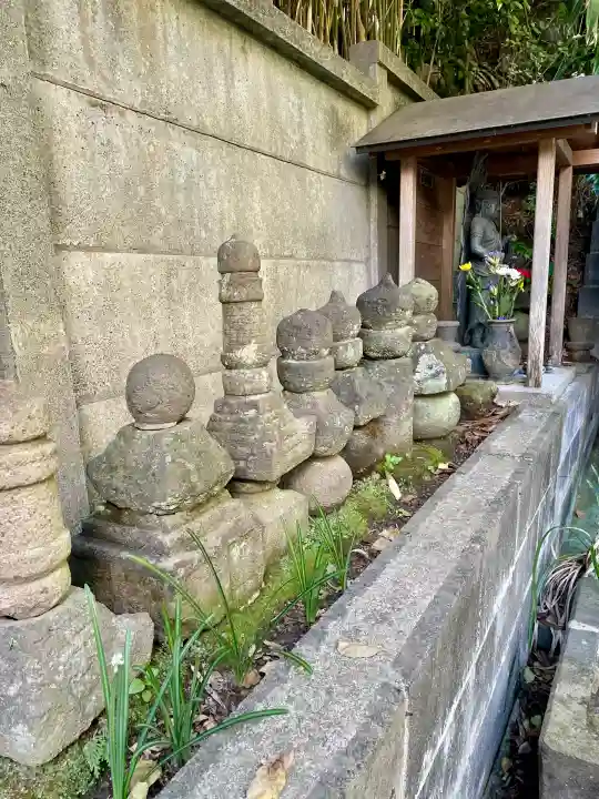 岩窟不動尊(巌窟不動尊/窟堂不動尊/窟堂/岩屋堂)(神奈川県)