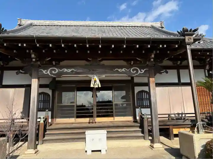 日蓮宗 本松寺の本殿・本堂