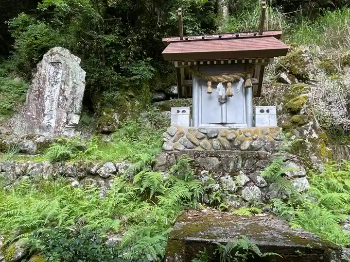 中山神社の本殿・本堂