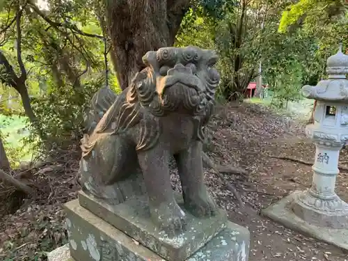 八幡神社の狛犬