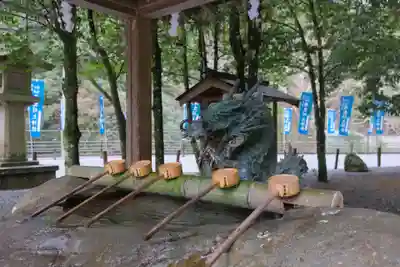 丹生川上神社(中社)の手水舎