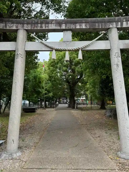 間黒神社(幸心)の{uncategorized: "未分類", other: "その他", undefined: "問題あり", building: "その他建物", grave: "お墓", sacred_gate: "鳥居", guardian: "狛犬", statue: "像", buddha: "仏像", history: "歴史", nature: "自然", garden: "庭園", animal: "動物", pagoda: "塔", temizu: "手水舎", mountain_gate: "山門・神門", sanctuary: "本殿・本堂", subordinate: "末社・摂社", art: "芸術", scenery: "景色", jizo: "地蔵", ema: "絵馬", goshuin: "御朱印", omikuji: "おみくじ", items: "授与品その他", amulet: "お守り", goshuincho: "御朱印帳", eats: "食事", festival: "お祭り", votive_dance: "神楽", shichigosan: "七五三参", wedding: "結婚式", experience: "体験その他", initially: "初詣", around: "周辺", anti_infection: "感染症対策"}