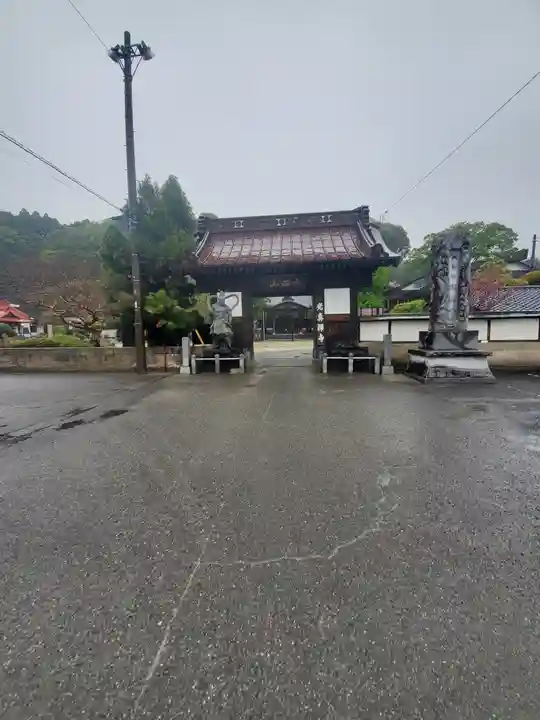 光真寺の山門・神門