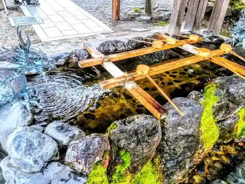 田縣神社の手水舎