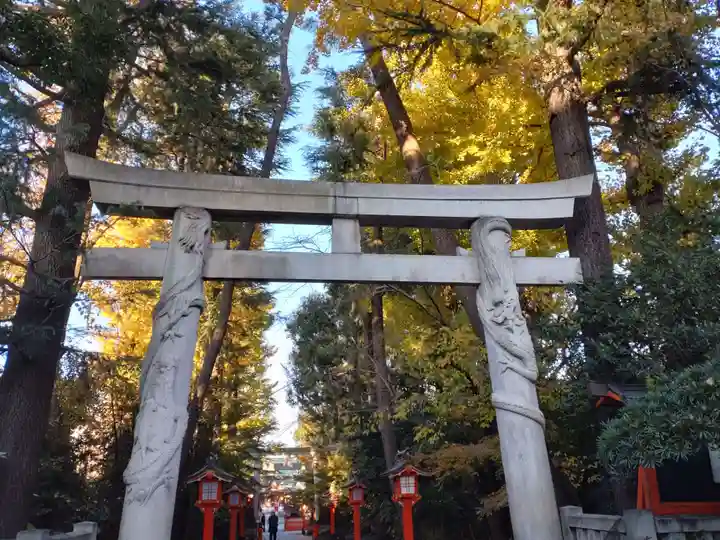 馬橋稲荷神社の鳥居