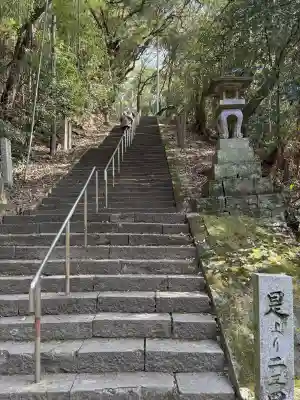 切幡寺の{uncategorized: "未分類", other: "その他", undefined: "問題あり", building: "その他建物", grave: "お墓", sacred_gate: "鳥居", guardian: "狛犬", statue: "像", buddha: "仏像", history: "歴史", nature: "自然", garden: "庭園", animal: "動物", pagoda: "塔", temizu: "手水舎", mountain_gate: "山門・神門", sanctuary: "本殿・本堂", subordinate: "末社・摂社", art: "芸術", scenery: "景色", jizo: "地蔵", ema: "絵馬", goshuin: "御朱印", omikuji: "おみくじ", items: "授与品その他", amulet: "お守り", goshuincho: "御朱印帳", eats: "食事", festival: "お祭り", votive_dance: "神楽", shichigosan: "七五三参", wedding: "結婚式", experience: "体験その他", initially: "初詣", around: "周辺", anti_infection: "感染症対策"}