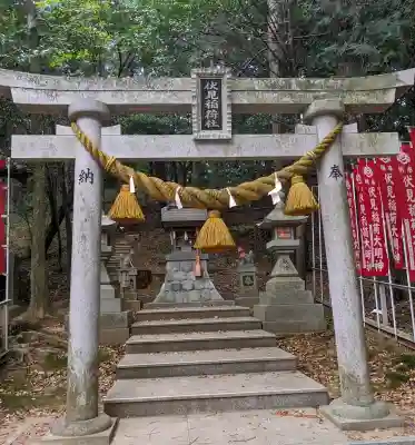 熊野神社の{uncategorized: "未分類", other: "その他", undefined: "問題あり", building: "その他建物", grave: "お墓", sacred_gate: "鳥居", guardian: "狛犬", statue: "像", buddha: "仏像", history: "歴史", nature: "自然", garden: "庭園", animal: "動物", pagoda: "塔", temizu: "手水舎", mountain_gate: "山門・神門", sanctuary: "本殿・本堂", subordinate: "末社・摂社", art: "芸術", scenery: "景色", jizo: "地蔵", ema: "絵馬", goshuin: "御朱印", omikuji: "おみくじ", items: "授与品その他", amulet: "お守り", goshuincho: "御朱印帳", eats: "食事", festival: "お祭り", votive_dance: "神楽", shichigosan: "七五三参", wedding: "結婚式", experience: "体験その他", initially: "初詣", around: "周辺", anti_infection: "感染症対策"}