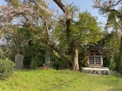 愛の地蔵尊のその他建物