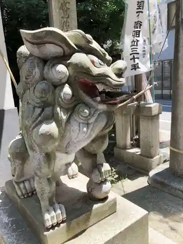 銀杏岡八幡神社の狛犬