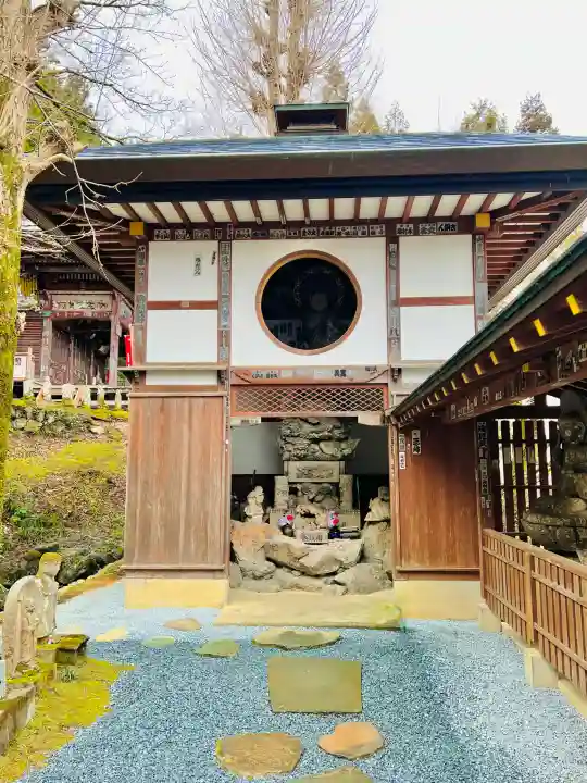 金昌寺の{uncategorized: "未分類", other: "その他", undefined: "問題あり", building: "その他建物", grave: "お墓", sacred_gate: "鳥居", guardian: "狛犬", statue: "像", buddha: "仏像", history: "歴史", nature: "自然", garden: "庭園", animal: "動物", pagoda: "塔", temizu: "手水舎", mountain_gate: "山門・神門", sanctuary: "本殿・本堂", subordinate: "末社・摂社", art: "芸術", scenery: "景色", jizo: "地蔵", ema: "絵馬", goshuin: "御朱印", omikuji: "おみくじ", items: "授与品その他", amulet: "お守り", goshuincho: "御朱印帳", eats: "食事", festival: "お祭り", votive_dance: "神楽", shichigosan: "七五三参", wedding: "結婚式", experience: "体験その他", initially: "初詣", around: "周辺", anti_infection: "感染症対策"}