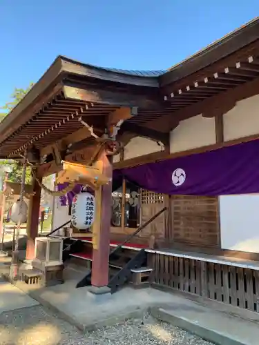 結城諏訪神社の本殿