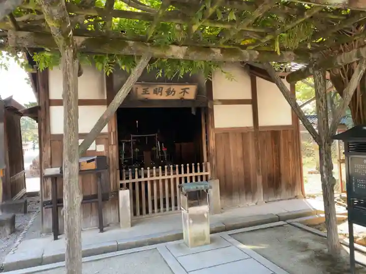興福寺の本殿・本堂