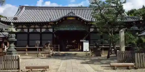 御香宮神社の本殿