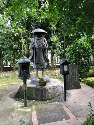 星谷寺の像