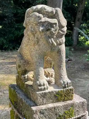 古物神社の狛犬