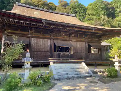 桑実寺の本殿・本堂