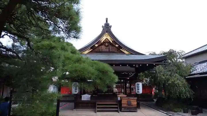 御霊神社の本殿・本堂