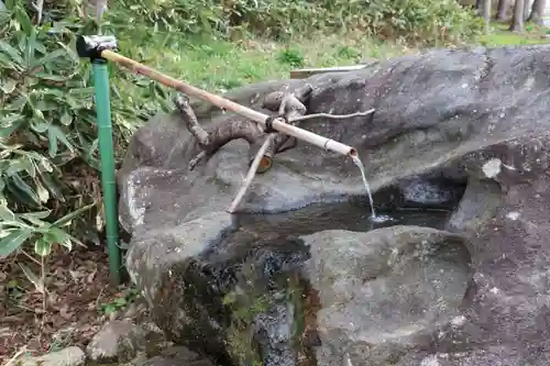 白幡八幡神社の手水