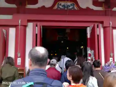 寛永寺不忍池弁天堂の{uncategorized: "未分類", other: "その他", undefined: "問題あり", building: "その他建物", grave: "お墓", sacred_gate: "鳥居", guardian: "狛犬", statue: "像", buddha: "仏像", history: "歴史", nature: "自然", garden: "庭園", animal: "動物", pagoda: "塔", temizu: "手水舎", mountain_gate: "山門・神門", sanctuary: "本殿・本堂", subordinate: "末社・摂社", art: "芸術", scenery: "景色", jizo: "地蔵", ema: "絵馬", goshuin: "御朱印", omikuji: "おみくじ", items: "授与品その他", amulet: "お守り", goshuincho: "御朱印帳", eats: "食事", festival: "お祭り", votive_dance: "神楽", shichigosan: "七五三参", wedding: "結婚式", experience: "体験その他", initially: "初詣", around: "周辺", anti_infection: "感染症対策"}