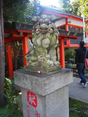 くまくま神社(導きの社 熊野町熊野神社)の狛犬