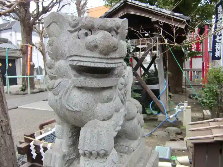 矢先稲荷神社の狛犬