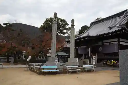 曼荼羅寺の建物その他