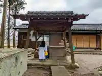 白鳥神社の手水舎