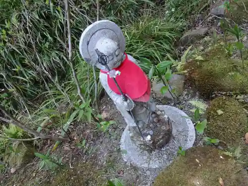秩父札所三十二番　法性寺の地蔵